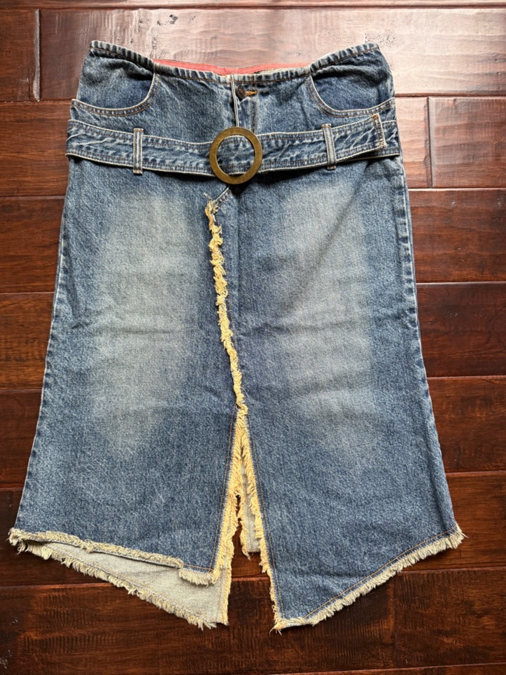 Y2K Denim Skirt Low Rise Distressed Raw Hem Belted Indie Sleaze